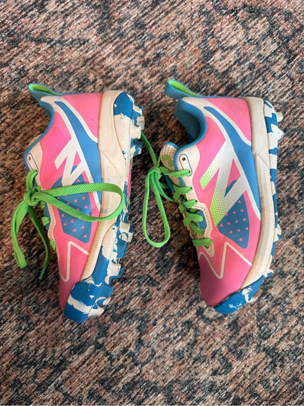 Girls Softball New Balance Cleats Size 1.5